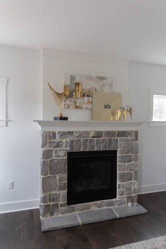 Fireplace fp3s (Stone Surround - Wrap-Around Mantel & Shiplap to 10ft Clg)