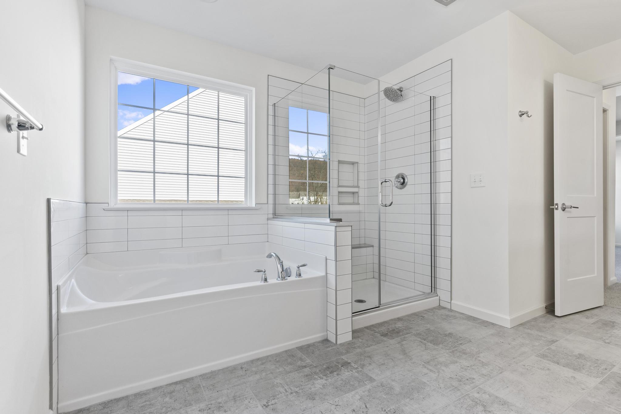 60" Glass & Tile Shower, 1 Half Sidewall, (b1010-b1014) Glass and Finish TBD