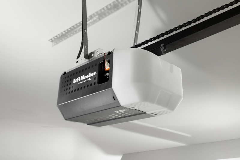 LiftMaster 2100L Chain Drive Opener, WiFi with One Remote